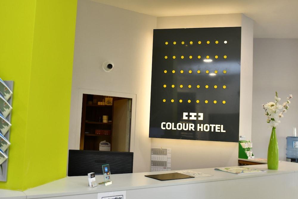 Colour Hotel Frankfurt pe Main Exterior foto
